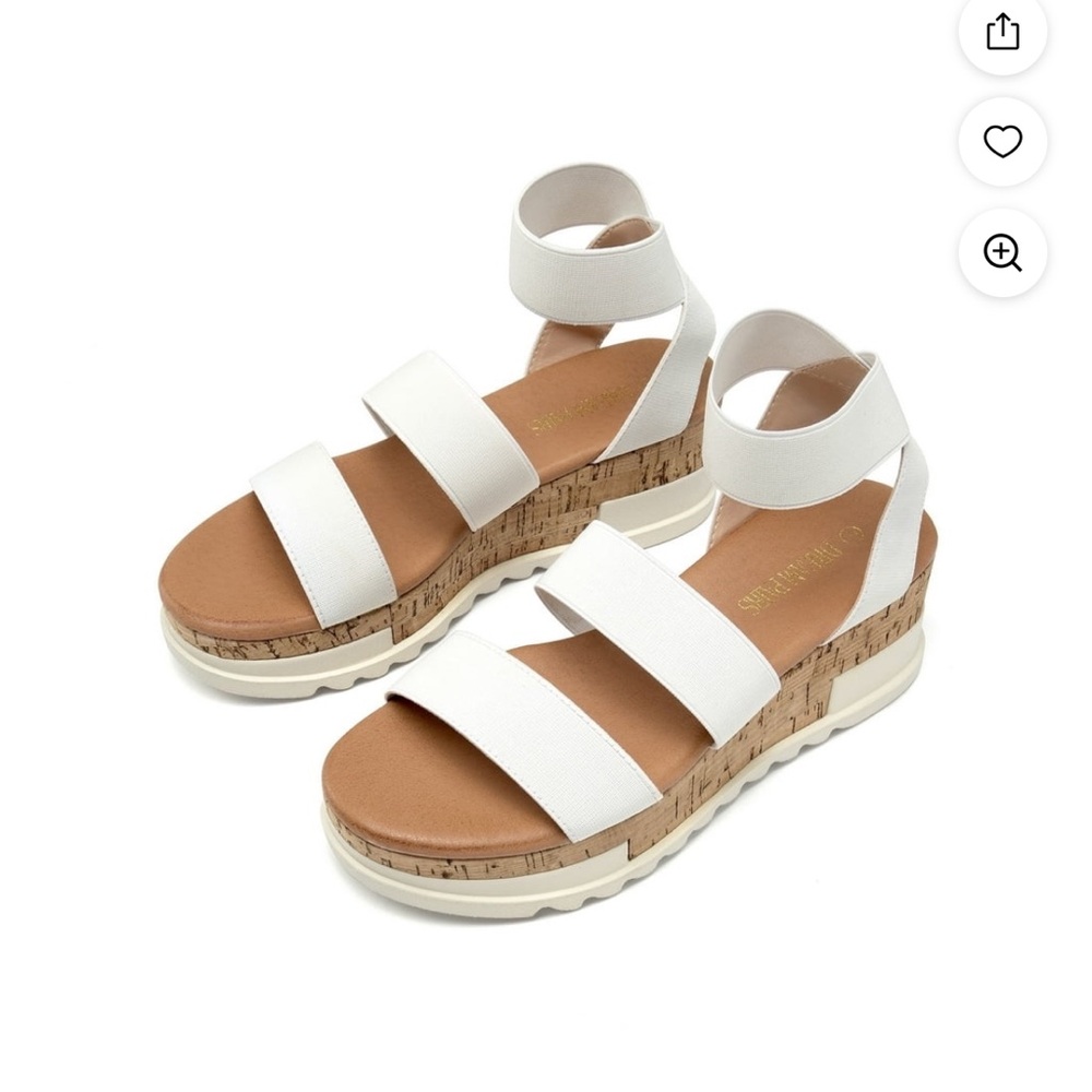 Time and Tru White Platform Sandals